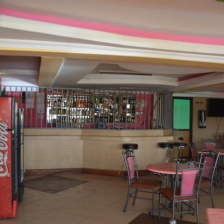 Starehe Link Hotel Nairobi Zewnętrze zdjęcie