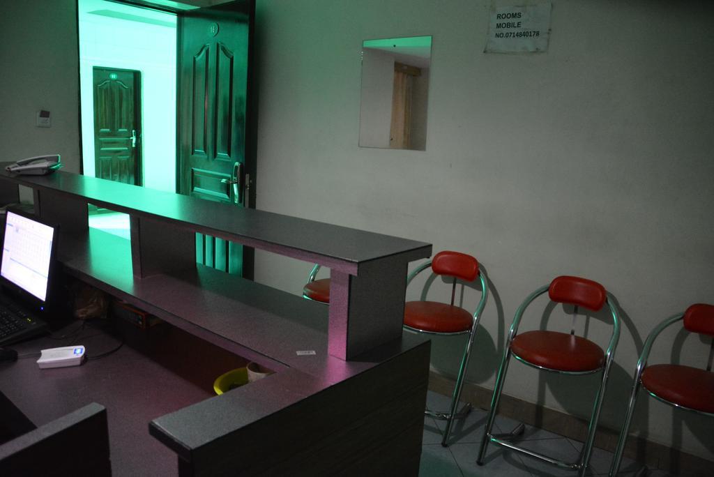 Starehe Link Hotel Nairobi Zewnętrze zdjęcie