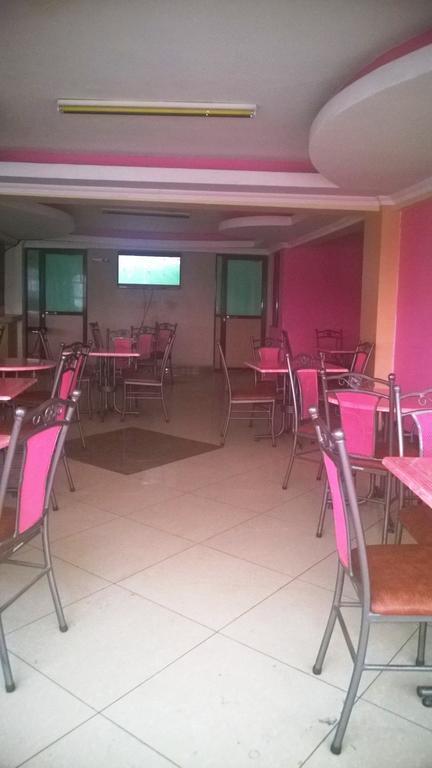 Starehe Link Hotel Nairobi Zewnętrze zdjęcie