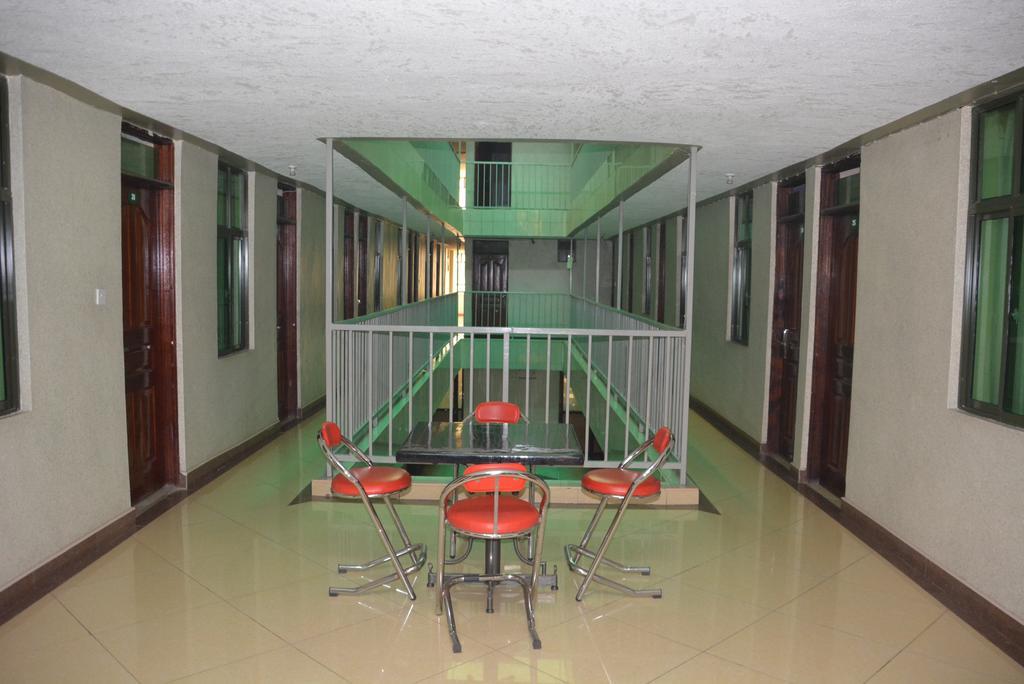 Starehe Link Hotel Nairobi Zewnętrze zdjęcie